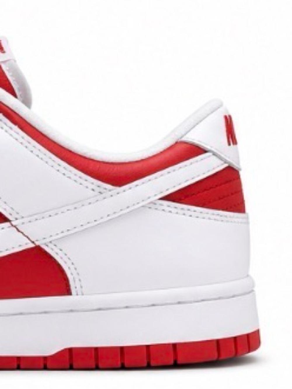 Classic Nike Dunk Low University Red